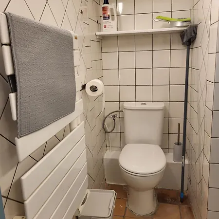 2 Pieces Intramuros Place Pie Apartment *