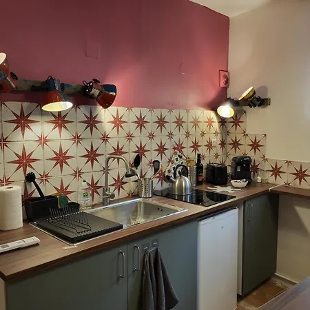 2 Pieces Intramuros Place Pie Apartment Avignon